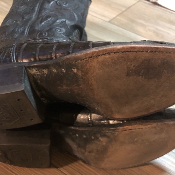 TONY LAMA MEN'S BLACK BELLY ANTIQUE SIGNATURE SERIES™ CAIMAN WESTERN BOOTS - Picture 7 of 12